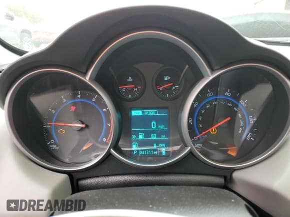 ✅ 2015 Chevrolet Cruze LS • VIN: 1G1PA5SH9F7248008 • Lot: 71837832. Listed on Copart with 41,311 mi. Free auction sales archive from the USA and detailed vehicle history report at DreamBid. Image 9.