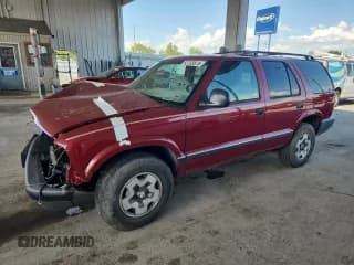 ✅ 1996 Chevrolet Blazer • VIN: 1GNDT13W8T2264162 • Lot: 62783675. Wystawiony na Copart z przebiegiem 91 835 mil. Bezpłatny archiwum sprzedaży aukcyjnych z USA i szczegółowy raport historii pojazdu na DreamBid. Zdjęcie 1.