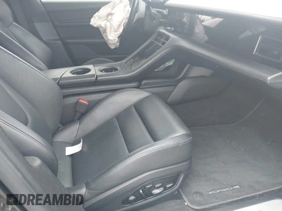 ✅ 2021 Porsche Taycan 4S • VIN: WP0AB2Y19MSA42378 • Lot: 42589549. Listed on IAAI with Not provided. Free auction sales archive from the USA and detailed vehicle history report at DreamBid. Image 5.