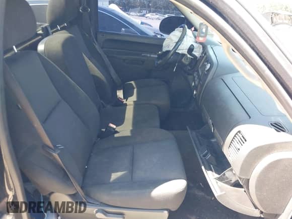 2011 Chevrolet Silverado 1500 LT с VIN 1GCNCSEA8BZ400302, выставлен на аукционе IAAI как лот 43371262 с пробегом 268 712 миль миль и . История ставок и продаж доступна на DreamBid. Изображение 8.