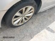 ✅ 2009 Lincoln MKS • VIN: 1LNHM93RX9G610591 • Lot: 42740886. Listed on IAAI with 184,086 mi. Free auction sales archive from the USA and detailed vehicle history report at DreamBid. Image 12.