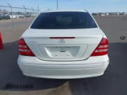 ✅ 2007 Mercedes-Benz C 280 Luxury • VIN: WDBRF54H47A931316 • Lot: 42051676. Wystawiony na IAAI z przebiegiem 109 449 mil. Bezpłatny archiwum sprzedaży aukcyjnych z USA i szczegółowy raport historii pojazdu na DreamBid. Zdjęcie 16.