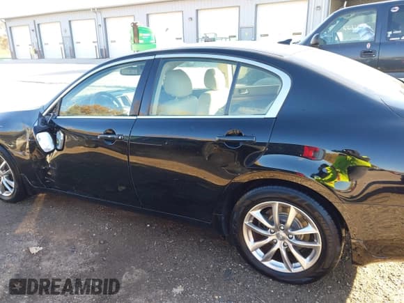 ✅ 2009 Infiniti G37 x • VIN: JNKCV61F49M357092 • Lot: 43583149. Listed on IAAI with 133,779 mi. Free auction sales archive from the USA and detailed vehicle history report at DreamBid. Image 14.