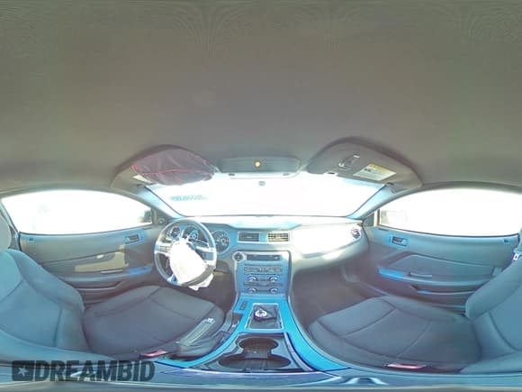 ✅ 2013 Ford Mustang GT • VIN: 1ZVBP8CF9D5230953 • Лот: 86596395. Опубликован ранее на Copart с пробегом 38 529 миль. Бесплатный доступ к архиву аукционных продаж из США и подробный отчёт об истории автомобиля на DreamBid. Изображение 15.