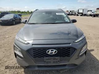 ✅ 2021 Hyundai Kona SEL • VIN: KM8K22AA6MU635532 • Лот: 63820824. Опубликован ранее на Copart с пробегом 46 455 миль. Бесплатный доступ к архиву аукционных продаж из США и подробный отчёт об истории автомобиля на DreamBid. Изображение 5.