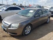 ✅ 2010 Chevrolet Malibu 1LS • VIN: 1G1ZB5EB1AF233126 • Lot: 43414584. Wystawiony na IAAI z przebiegiem 101 416 mil. Bezpłatny archiwum sprzedaży aukcyjnych z USA i szczegółowy raport historii pojazdu na DreamBid. Zdjęcie 2.