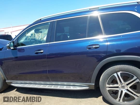 ✅ 2022 Mercedes-Benz GLS 450 • VIN: 4JGFF5KE1NA635210 • Lot: 42369149. Listed on IAAI with 27,239 mi. Free auction sales archive from the USA and detailed vehicle history report at DreamBid. Image 14.