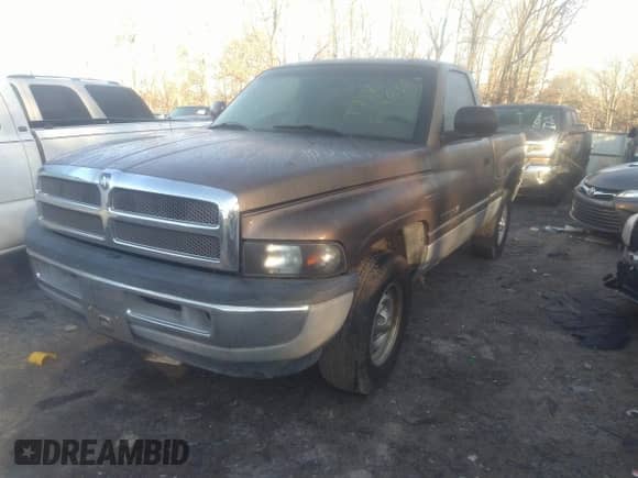 2001 Dodge 1500 with VIN 1B7HC16Y71S669658, listed as a IAAI auction lot 41472744 with 213,617 mi miles and . Bid and sale history available at DreamBid. Image 2.