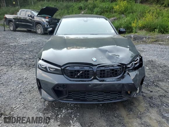 ✅ 2024 BMW 3 Series M340i xDrive • VIN: 3MW49FF08R8E11972 • Lot: 60033225. Wystawiony na Copart z przebiegiem 14 869 mil. Bezpłatny archiwum sprzedaży aukcyjnych z USA i szczegółowy raport historii pojazdu na DreamBid. Zdjęcie 5.