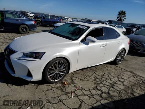 2019 Lexus IS 300 z VIN JTHBA1D20K5092741, wystawiony jako Copart lot #87118965 z przebiegiem 49 019 mil mil oraz Szkoda całkowita • Salvage title. Historia ofert i sprzedaży dostępna na DreamBid. Obrazek 1.