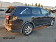 ✅ 2016 Kia Sorento LX • VIN: 5XYPG4A56GG153207 • Lot: 94940785. Listed on Copart with 196,791 mi. Free auction sales archive from the USA and detailed vehicle history report at DreamBid. Image 3.