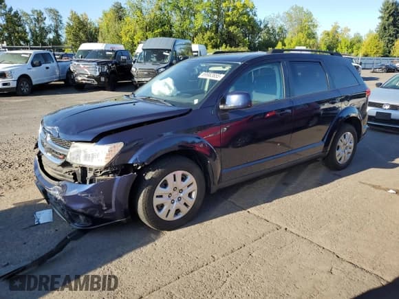 ✅ 2019 Dodge Journey SE • VIN: 3C4PDCBB8KT719568 • Lot: 69982655. Wystawiony na Copart z przebiegiem 81 403 mil. Bezpłatny archiwum sprzedaży aukcyjnych z USA i szczegółowy raport historii pojazdu na DreamBid. Zdjęcie 1.