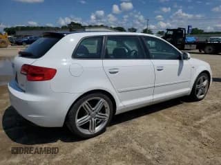 ✅ 2013 Audi A3 Premium Plus • VIN: WAUKEAFM3DA032559 • Лот: 55188884. Опубликован ранее на Copart с пробегом 85 068 миль. Бесплатный доступ к архиву аукционных продаж из США и подробный отчёт об истории автомобиля на DreamBid. Изображение 3.