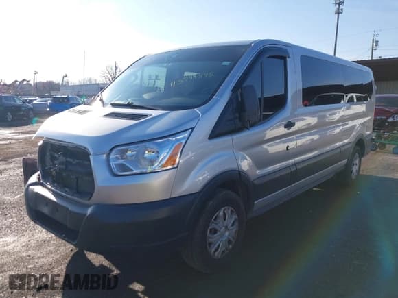 ✅ 2017 Ford Transit XL • VIN: 1FBZX2YM1HKA40730 • Лот: 43749845. Опубликован ранее на IAAI с пробегом Не указан. Бесплатный доступ к архиву аукционных продаж из США и подробный отчёт об истории автомобиля на DreamBid. Изображение 17.