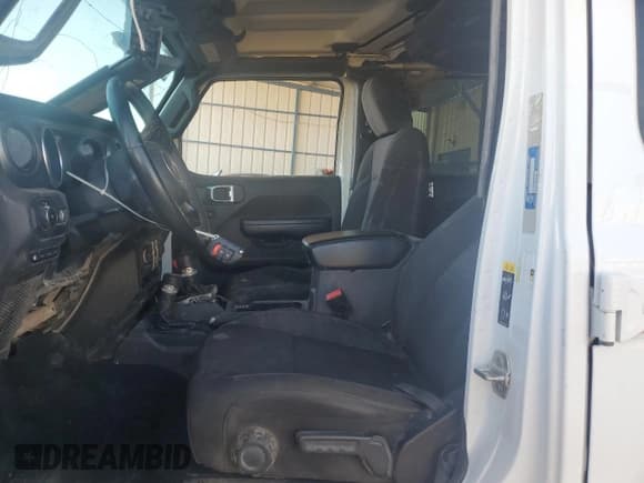 ✅ 2023 Jeep Wrangler • VIN: 1C4JJXN69PW646233 • Лот: 82087925. Опубликован ранее на Copart с пробегом Не указан. Бесплатный доступ к архиву аукционных продаж из США и подробный отчёт об истории автомобиля на DreamBid. Изображение 7.