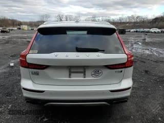 ✅ 2020 Volvo V60 • VIN: YV4102WK6L1033394 • Lot: 86583384. Listed on Copart with 26,428 mi. Free auction sales archive from the USA and detailed vehicle history report at DreamBid. Image 6.