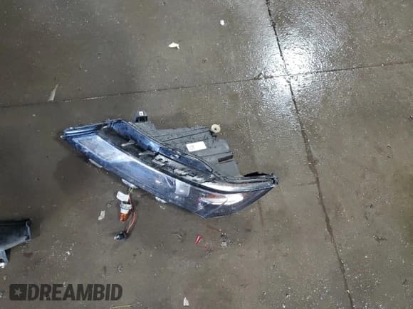 ✅ 2020 Chevrolet Impala LT • VIN: 2G11Z5S37L9106298 • Лот: 70383474. Опубликован ранее на Copart с пробегом 49 392 миль. Бесплатный доступ к архиву аукционных продаж из США и подробный отчёт об истории автомобиля на DreamBid. Изображение 14.