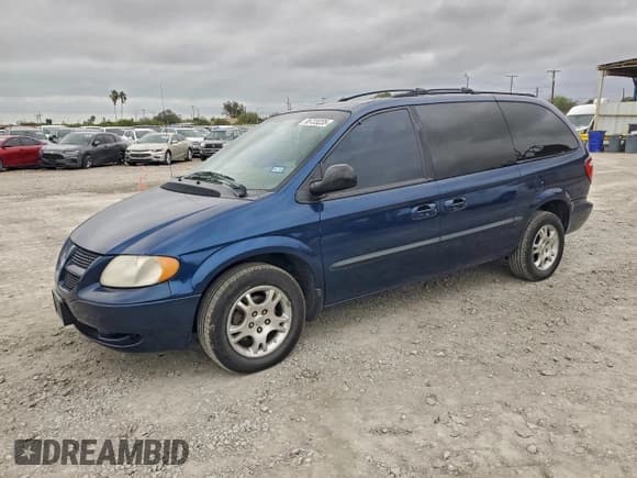 ✅ 2002 Dodge Caravan EX • VIN: 2B4GP74L22R523257 • Lot: 95723235. Listed on Copart with 71,312 mi. Free auction sales archive from the USA and detailed vehicle history report at DreamBid. Image 1.