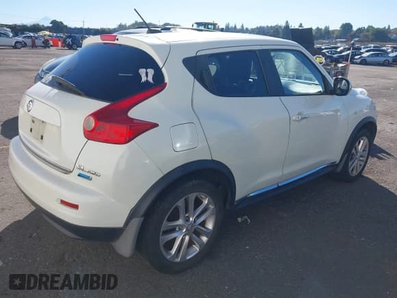 ✅ 2012 Nissan Juke SV • VIN: JN8AF5MV0CT124587 • Lot: 43337510. Listed on IAAI with 129,637 mi. Free auction sales archive from the USA and detailed vehicle history report at DreamBid. Image 4.