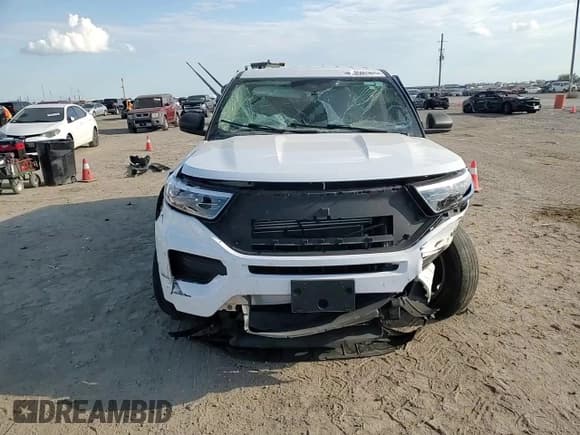✅ 2020 Ford Explorer • VIN: 1FMSK7BH0LGC98409 • Lot: 85651675. Wystawiony na Copart z przebiegiem 80 432 mil. Bezpłatny archiwum sprzedaży aukcyjnych z USA i szczegółowy raport historii pojazdu na DreamBid. Zdjęcie 14.