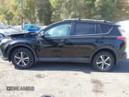 ✅ 2018 Toyota RAV4 XLE • VIN: 2T3RFREV4JW787868 • Lot: 43371379. Listed on IAAI with 98,362 mi. Free auction sales archive from the USA and detailed vehicle history report at DreamBid. Image 14.