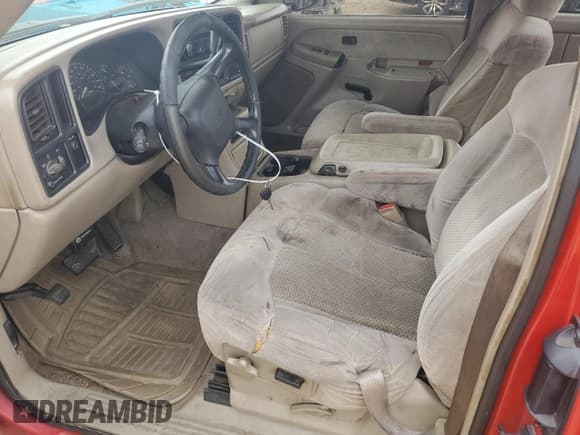 ✅ 2001 Chevrolet Silverado 1500 LS • VIN: 2GCEC19T611339254 • Лот: 89740145. Опубликован ранее на Copart с пробегом 291 463 миль. Бесплатный доступ к архиву аукционных продаж из США и подробный отчёт об истории автомобиля на DreamBid. Изображение 7.