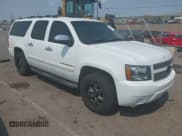 ✅ 2007 Chevrolet Suburban LT • VIN: 3GNFK16317G229697 • Lot: 42670452. Listed on IAAI with 266,002 mi. Free auction sales archive from the USA and detailed vehicle history report at DreamBid. Image 1.