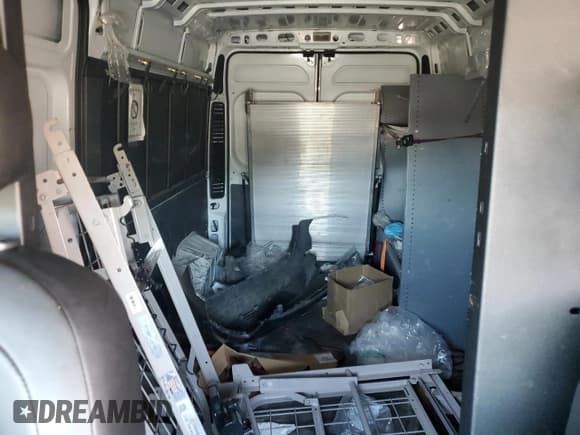 ✅ 2022 Ram ProMaster Cargo • VIN: 3C6LRVDG2NE123098 • Lot: 82185715. Wystawiony na Copart z przebiegiem 124 806 mil. Bezpłatny archiwum sprzedaży aukcyjnych z USA i szczegółowy raport historii pojazdu na DreamBid. Zdjęcie 10.