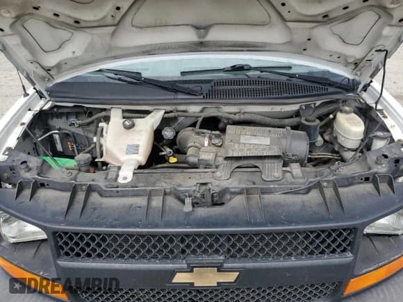 ✅ 2017 Chevrolet Express Cargo • VIN: 1GCWGAFF1H1315001 • Lot: 81288005. Listed on Copart with 210,009 mi. Free auction sales archive from the USA and detailed vehicle history report at DreamBid. Image 11.