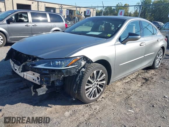 ✅ 2019 Lexus ES 350 • VIN: 58ABZ1B18KU009216 • Lot: 43327474. Listed on IAAI with 69,344 mi. Free auction sales archive from the USA and detailed vehicle history report at DreamBid. Image 2.