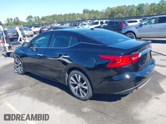 ✅ 2016 Nissan Maxima SL • VIN: 1N4AA6AP8GC417719 • Lot: 43458530. Wystawiony na IAAI z przebiegiem 145 624 mil. Bezpłatny archiwum sprzedaży aukcyjnych z USA i szczegółowy raport historii pojazdu na DreamBid. Zdjęcie 3.