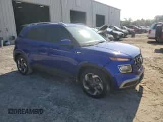 2024 Hyundai Venue SEL with VIN KMHRC8A33RU311977, listed as a Copart auction lot 67999934 with 2,429 mi miles and Salvage title. Bid and sale history available at DreamBid. Image 4.