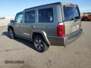 ✅ 2006 Jeep Commander • VIN: 1J8HG48KX6C314069 • Lot: 82244005. Wystawiony na Copart z przebiegiem 79 531 mil. Bezpłatny archiwum sprzedaży aukcyjnych z USA i szczegółowy raport historii pojazdu na DreamBid. Zdjęcie 2.