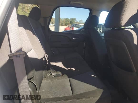 2011 Chevrolet Tahoe LS z VIN 1GNSKAE02BR219663, wystawiony jako Copart lot #82691535 z przebiegiem 163 452 mil mil oraz Szkoda całkowita • Salvage title. Historia ofert i sprzedaży dostępna na DreamBid. Obrazek 11.