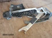 ✅ 2019 Hyundai Santa Fe SE • VIN: 5NMS23AD0KH066718 • Lot: 84984575. Wystawiony na Copart z przebiegiem 103 824 mil. Bezpłatny archiwum sprzedaży aukcyjnych z USA i szczegółowy raport historii pojazdu na DreamBid. Zdjęcie 12.