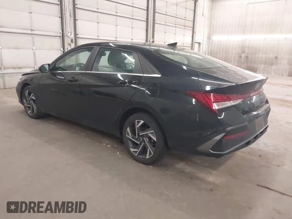 ✅ 2024 Hyundai Elantra Limited • VIN: KMHLN4DJ7RU114121 • Лот: 43253574. Опубликован ранее на IAAI с пробегом 35 101 миль. Бесплатный доступ к архиву аукционных продаж из США и подробный отчёт об истории автомобиля на DreamBid. Изображение 3.