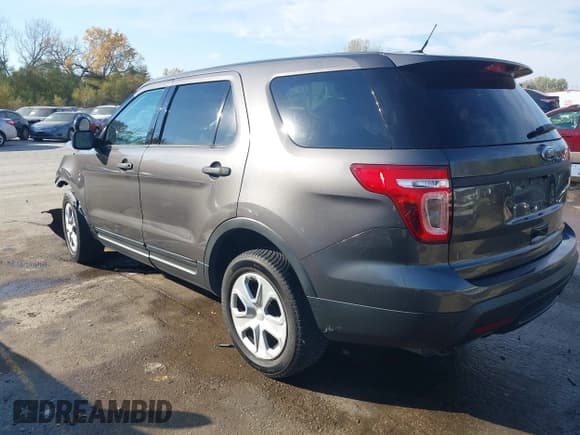 ✅ 2015 Ford Police Interceptor Utility • VIN: 1FM5K8AR6FGC51631 • Лот: 43608762. Опубликован ранее на IAAI с пробегом 193 201 миль. Бесплатный доступ к архиву аукционных продаж из США и подробный отчёт об истории автомобиля на DreamBid. Изображение 3.