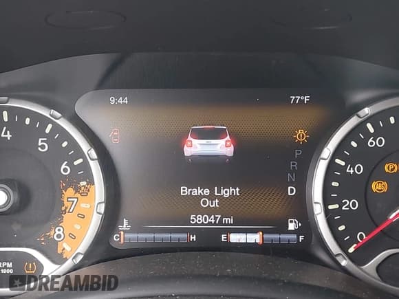 ✅ 2017 Jeep Renegade Latitude • VIN: ZACCJABB5HPE59867 • Lot: 42884274. Listed on IAAI with 58,047 mi. Free auction sales archive from the USA and detailed vehicle history report at DreamBid. Image 15.