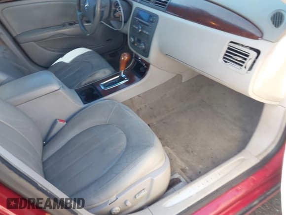 ✅ 2009 Buick Lucerne CXL Special Edition • VIN: 1G4HD57109U150050 • Lot: 41991259. Wystawiony na IAAI z przebiegiem 177 722 mil. Bezpłatny archiwum sprzedaży aukcyjnych z USA i szczegółowy raport historii pojazdu na DreamBid. Zdjęcie 5.