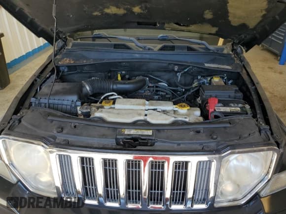 ✅ 2012 Jeep Liberty Arctic • VIN: 1C4PJMAK4CW173007 • Lot: 84800455. Listed on Copart with 125,096 mi. Free auction sales archive from the USA and detailed vehicle history report at DreamBid. Image 12.