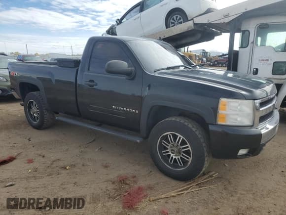 ✅ 2007 Chevrolet Silverado 1500 1LT • VIN: 1GCEK14087E531217 • Lot: 78884984. Listed on Copart with 297,210 mi. Free auction sales archive from the USA and detailed vehicle history report at DreamBid. Image 4.