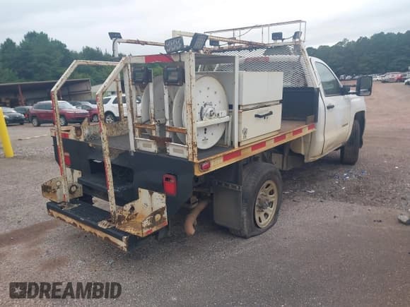 ✅ 2015 Chevrolet Silverado 2500HD Work Truck • VIN: 1GB0CUEG7FZ539406 • Лот: 42853047. Опубликован ранее на IAAI с пробегом 221 390 миль. Бесплатный доступ к архиву аукционных продаж из США и подробный отчёт об истории автомобиля на DreamBid. Изображение 4.