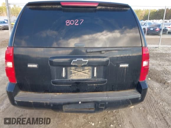 ✅ 2012 Chevrolet Tahoe Commercial • VIN: 1GNLC2E04CR290775 • Lot: 41028027. Listed on IAAI with 103,762 mi. Free auction sales archive from the USA and detailed vehicle history report at DreamBid. Image 16.