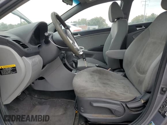 ✅ 2013 Hyundai Accent GLS • VIN: KMHCT4AE6DU491545 • Лот: 72040065. Опубликован ранее на Copart с пробегом 78 650 миль. Бесплатный доступ к архиву аукционных продаж из США и подробный отчёт об истории автомобиля на DreamBid. Изображение 7.