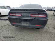 ✅ 2019 Dodge Challenger R/T • VIN: 2C3CDZBT1KH501334 • Lot: 39406434. Wystawiony na Copart z przebiegiem 63 005 mil. Bezpłatny archiwum sprzedaży aukcyjnych z USA i szczegółowy raport historii pojazdu na DreamBid. Zdjęcie 6.
