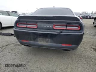 ✅ 2019 Dodge Challenger R/T • VIN: 2C3CDZBT1KH501334 • Lot: 39406434. Wystawiony na Copart z przebiegiem 63 005 mil. Bezpłatny archiwum sprzedaży aukcyjnych z USA i szczegółowy raport historii pojazdu na DreamBid. Zdjęcie 6.