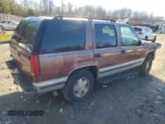✅ 1997 GMC Yukon • VIN: 1GKEK13R1VJ702558 • Лот: 85930054. Опубликован ранее на Copart с пробегом 165 837 миль. Бесплатный доступ к архиву аукционных продаж из США и подробный отчёт об истории автомобиля на DreamBid. Изображение 3.