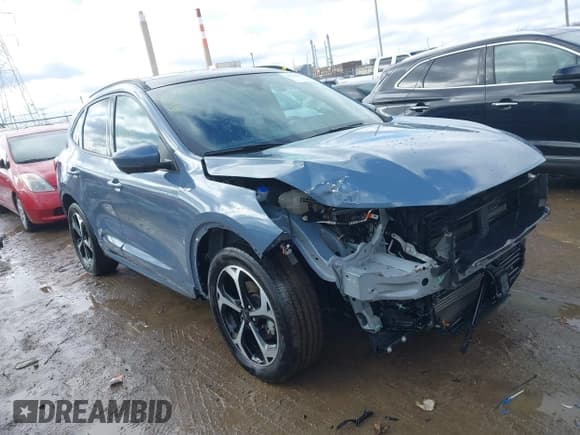 ✅ 2023 Ford Escape ST-Line Select • VIN: 1FMCU9NA0PUB12674 • Lot: 41711655. Wystawiony na IAAI z przebiegiem 31 133 mil. Bezpłatny archiwum sprzedaży aukcyjnych z USA i szczegółowy raport historii pojazdu na DreamBid. Zdjęcie 1.