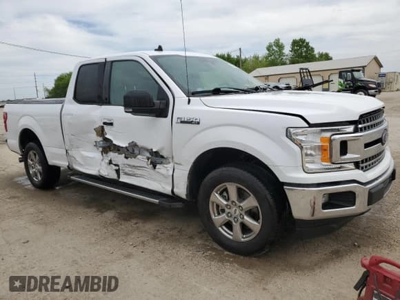 ✅ 2019 Ford F-150 XL • VIN: 1FTEX1C52KKF33456 • Lot: 55281455. Wystawiony na Copart z przebiegiem 72 196 mil. Bezpłatny archiwum sprzedaży aukcyjnych z USA i szczegółowy raport historii pojazdu na DreamBid. Zdjęcie 4.