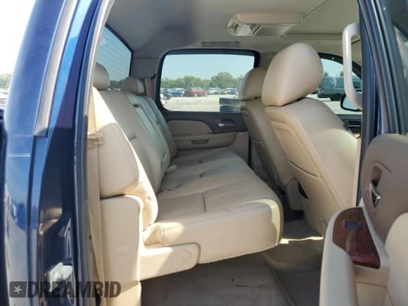 2012 Chevrolet Silverado 1500 LTZ с VIN 3GCPCTE01CG258981, выставлен на аукционе Copart как лот 84827515 с пробегом 156 393 миль миль и Списание • Salvage title. История ставок и продаж доступна на DreamBid. Изображение 10.